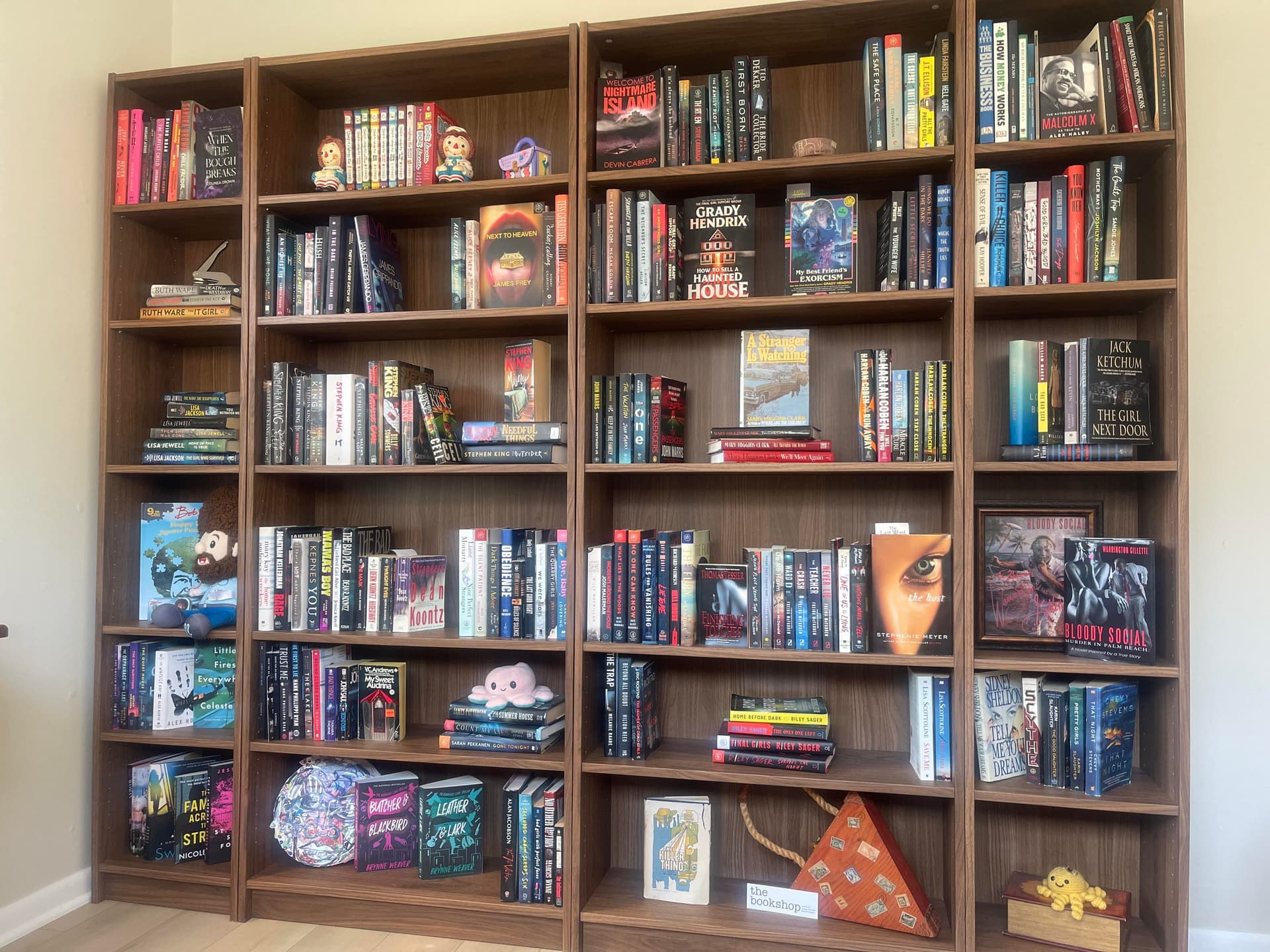 Uploaded bookshelf
